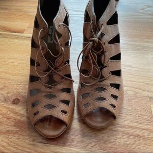 Paul Green 'Jansen' Lace Up Block Heel Sandal Tan Carmel